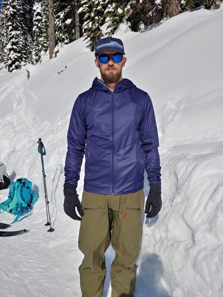 mammut ultimate v tour so softshell front view